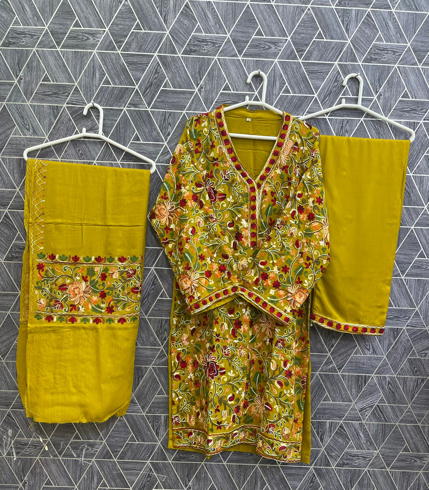 Royal Cashmere 3-Piece